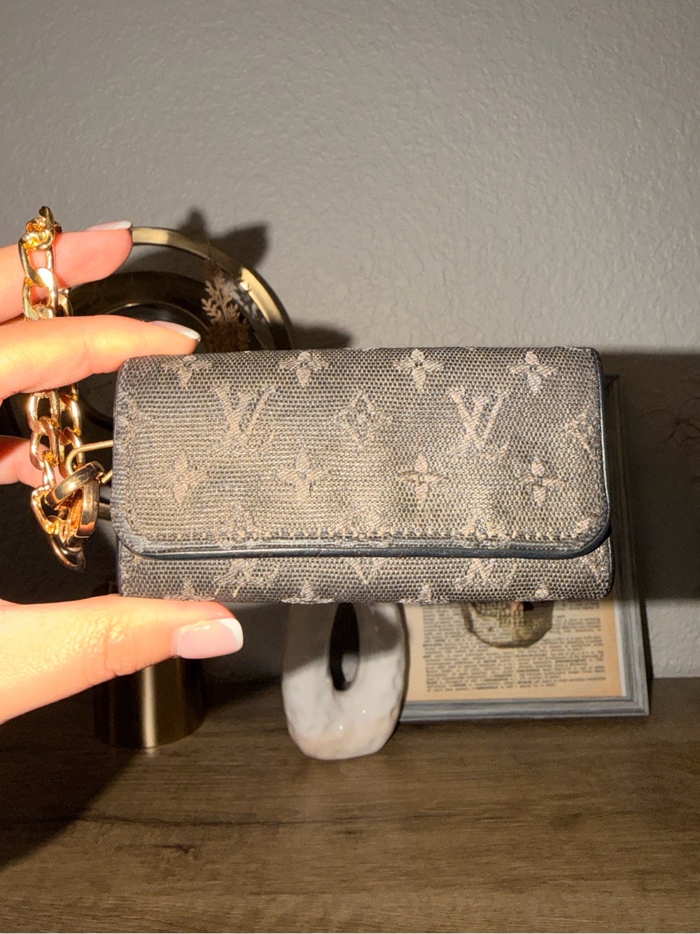Louis Vuitton Gray and Navy Mini Lin Key holder with gold hardware